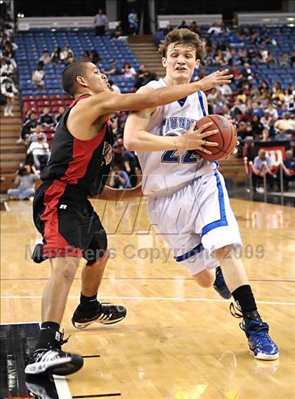 Thumbnail 1 in Fairfield vs. Rocklin (CIF SJS D2 Final) photogallery.