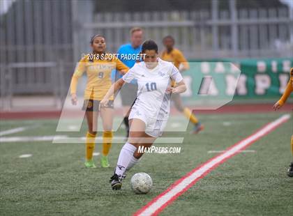 Thumbnail 3 in El Camino vs. Academy of Our Lady of Peace (CIF SDS D2 Final) photogallery.