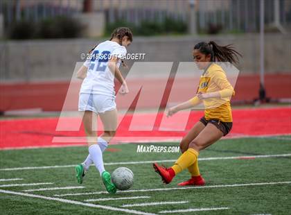 Thumbnail 3 in El Camino vs. Academy of Our Lady of Peace (CIF SDS D2 Final) photogallery.