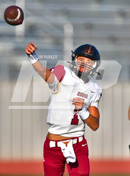 Thumbnail 3 in Rouse @ Glenn photogallery.