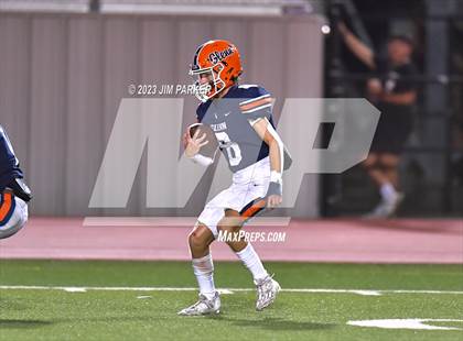 Thumbnail 3 in Rouse @ Glenn photogallery.