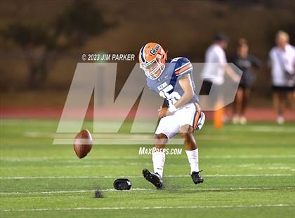 Thumbnail 2 in Rouse @ Glenn photogallery.