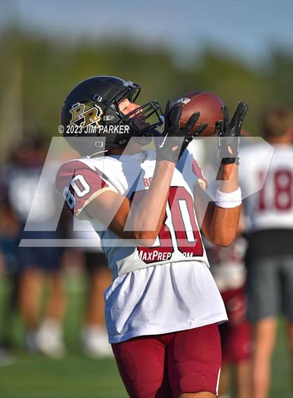 Thumbnail 2 in Rouse @ Glenn photogallery.