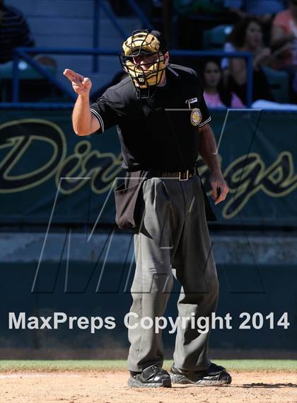 Thumbnail 3 in Foothill vs. JSerra Catholic (CIF-SS D1 Semi Final) photogallery.