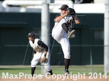 Thumbnail 2 in Foothill vs. JSerra Catholic (CIF-SS D1 Semi Final) photogallery.