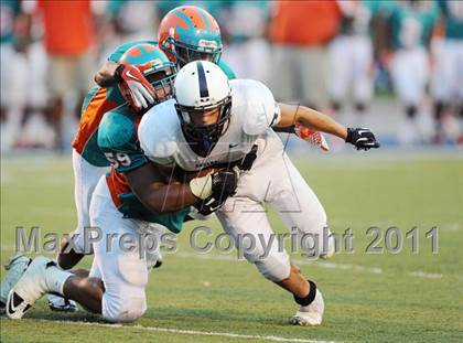 Thumbnail 1 in Westlake vs. Urbana (I-95 Kickoff Classic) photogallery.