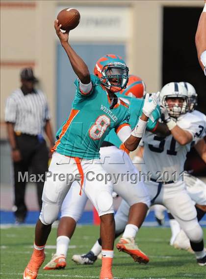 Thumbnail 3 in Westlake vs. Urbana (I-95 Kickoff Classic) photogallery.