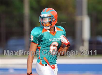 Thumbnail 3 in Westlake vs. Urbana (I-95 Kickoff Classic) photogallery.