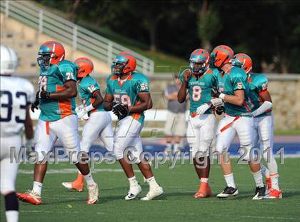 Thumbnail 2 in Westlake vs. Urbana (I-95 Kickoff Classic) photogallery.