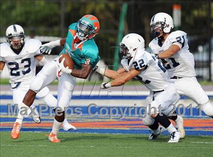 Thumbnail 1 in Westlake vs. Urbana (I-95 Kickoff Classic) photogallery.