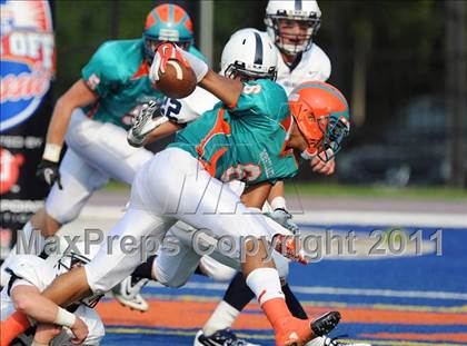 Thumbnail 3 in Westlake vs. Urbana (I-95 Kickoff Classic) photogallery.