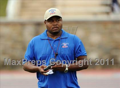 Thumbnail 1 in Westlake vs. Urbana (I-95 Kickoff Classic) photogallery.
