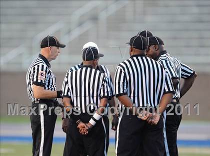 Thumbnail 1 in Westlake vs. Urbana (I-95 Kickoff Classic) photogallery.