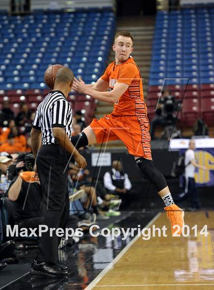 Thumbnail 1 in Drake vs. Chaminade (CIF State D3 Final) photogallery.