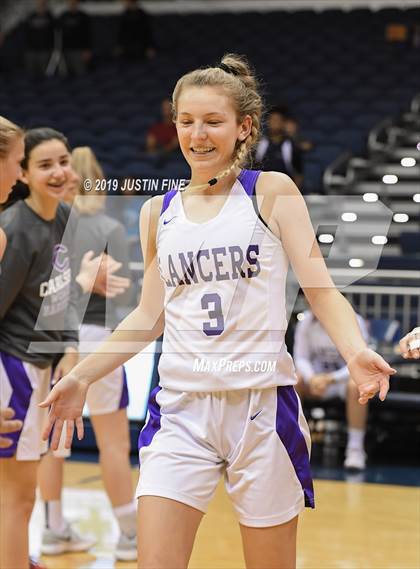 Thumbnail 3 in Grossmont vs. Carlsbad (CIF SDS D2 Final) photogallery.