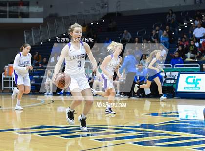Thumbnail 1 in Grossmont vs. Carlsbad (CIF SDS D2 Final) photogallery.