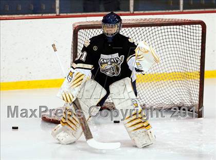 Thumbnail 2 in Francis Howell North vs. St. Mary's photogallery.