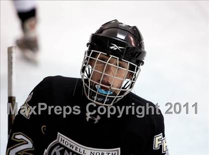 Thumbnail 2 in Francis Howell North vs. St. Mary's photogallery.