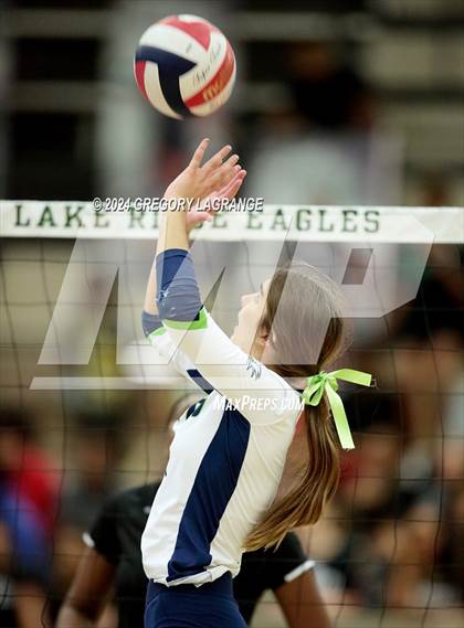 Thumbnail 1 in V.R. Eaton vs Lake Ridge(UIL 6A Volleyball Bi-district) photogallery.