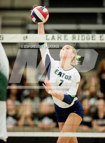 Thumbnail 1 in V.R. Eaton vs Lake Ridge(UIL 6A Volleyball Bi-district) photogallery.