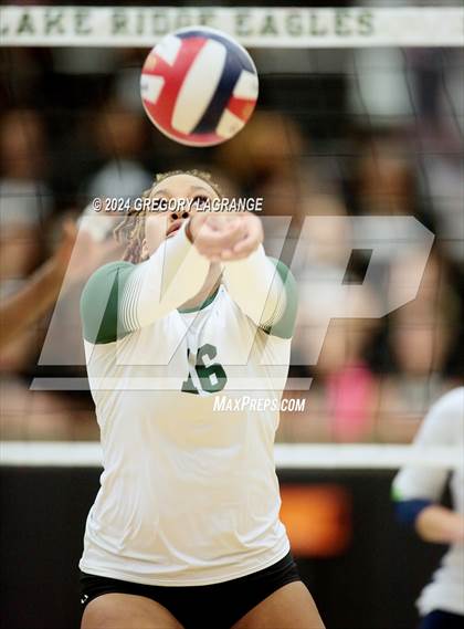Thumbnail 1 in V.R. Eaton vs Lake Ridge(UIL 6A Volleyball Bi-district) photogallery.