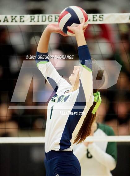 Thumbnail 1 in V.R. Eaton vs Lake Ridge(UIL 6A Volleyball Bi-district) photogallery.
