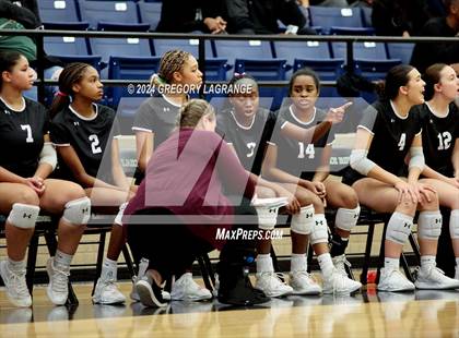 Thumbnail 1 in V.R. Eaton vs Lake Ridge(UIL 6A Volleyball Bi-district) photogallery.