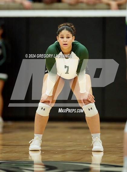 Thumbnail 2 in V.R. Eaton vs Lake Ridge(UIL 6A Volleyball Bi-district) photogallery.