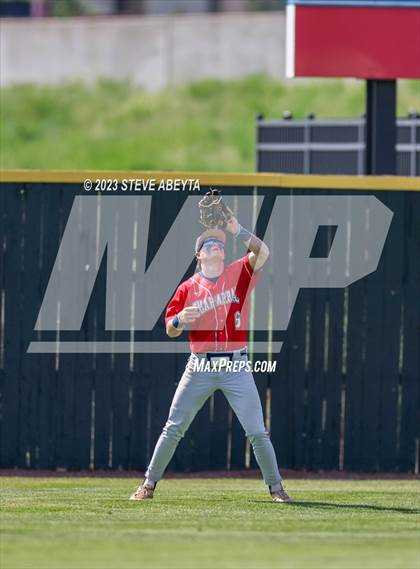 Thumbnail 3 in Regis Jesuit vs. Chaparral (CHSAA 5A State 1st Round) photogallery.