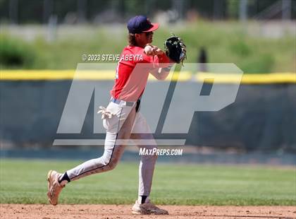 Thumbnail 3 in Regis Jesuit vs. Chaparral (CHSAA 5A State 1st Round) photogallery.