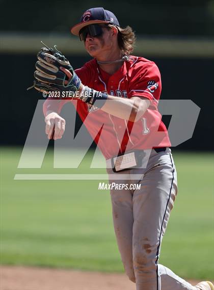 Thumbnail 3 in Regis Jesuit vs. Chaparral (CHSAA 5A State 1st Round) photogallery.
