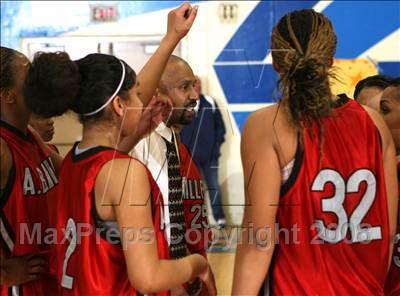 Thumbnail 1 in Miller vs Millikan (CIF SS Playoffs) photogallery.