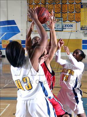 Thumbnail 2 in Miller vs Millikan (CIF SS Playoffs) photogallery.