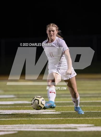 Thumbnail 2 in Montgomery vs Maria Carrillo photogallery.