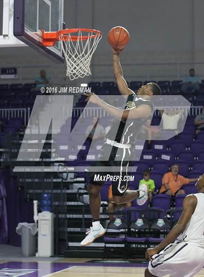 Thumbnail 2 in Hudson Catholic vs. Pebblebrook (City of Palms Classic) photogallery.