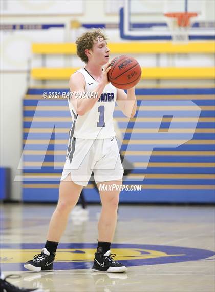 Thumbnail 3 in Lemoore vs Rocklin (Clovis Elks Holiday Tournament) photogallery.