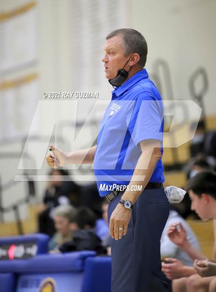 Thumbnail 2 in Lemoore vs Rocklin (Clovis Elks Holiday Tournament) photogallery.