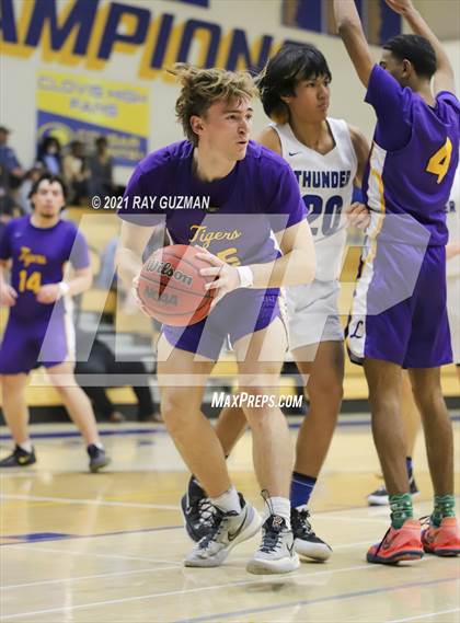 Thumbnail 1 in Lemoore vs Rocklin (Clovis Elks Holiday Tournament) photogallery.