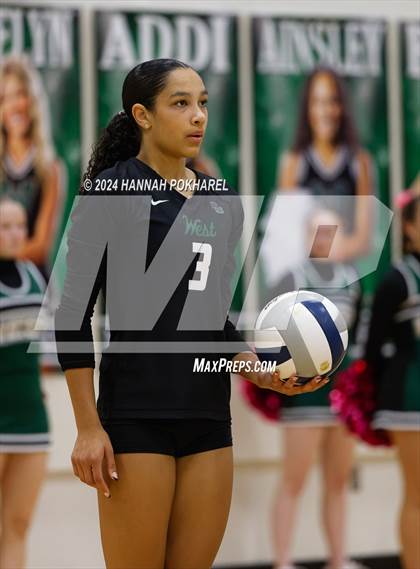 Thumbnail 2 in Millard North @ Millard West photogallery.