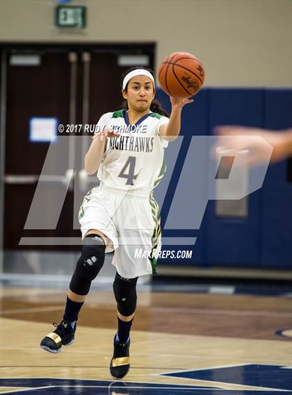 Thumbnail 1 in Del Norte vs. Mira Mesa (Knights of the Roundball Classic) photogallery.