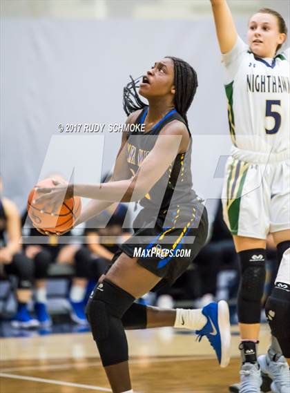 Thumbnail 1 in Del Norte vs. Mira Mesa (Knights of the Roundball Classic) photogallery.
