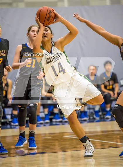 Thumbnail 3 in Del Norte vs. Mira Mesa (Knights of the Roundball Classic) photogallery.