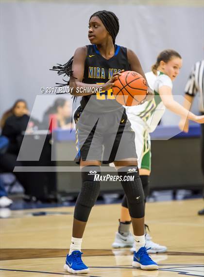 Thumbnail 3 in Del Norte vs. Mira Mesa (Knights of the Roundball Classic) photogallery.