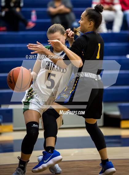 Thumbnail 3 in Del Norte vs. Mira Mesa (Knights of the Roundball Classic) photogallery.