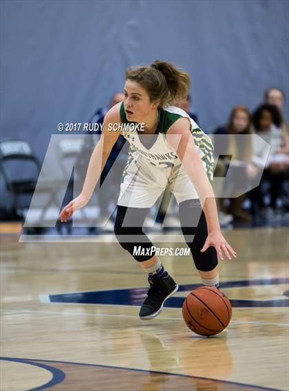 Thumbnail 2 in Del Norte vs. Mira Mesa (Knights of the Roundball Classic) photogallery.