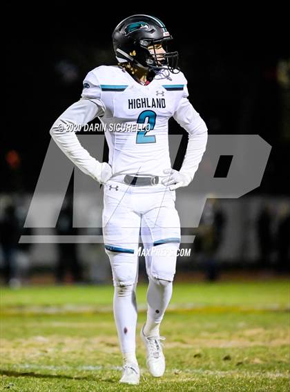 Thumbnail 2 in Highland vs Boulder Creek (AIA 6A Semifinal) photogallery.