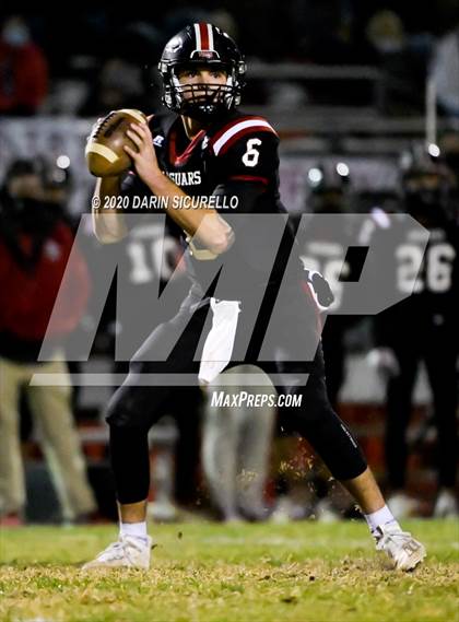 Thumbnail 3 in Highland vs Boulder Creek (AIA 6A Semifinal) photogallery.