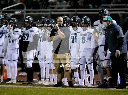 Thumbnail 3 in Highland vs Boulder Creek (AIA 6A Semifinal) photogallery.