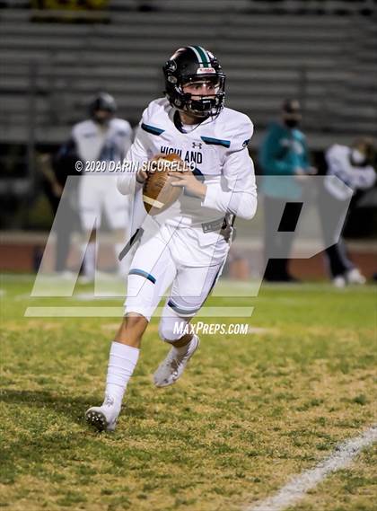 Thumbnail 1 in Highland vs Boulder Creek (AIA 6A Semifinal) photogallery.
