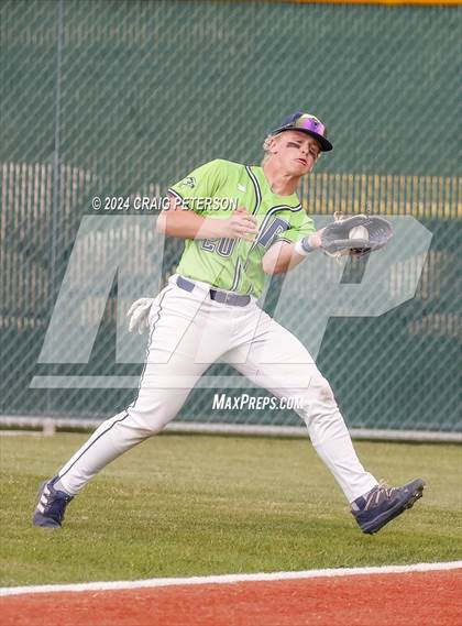 Thumbnail 2 in Mountain Crest @ Ridgeline photogallery.